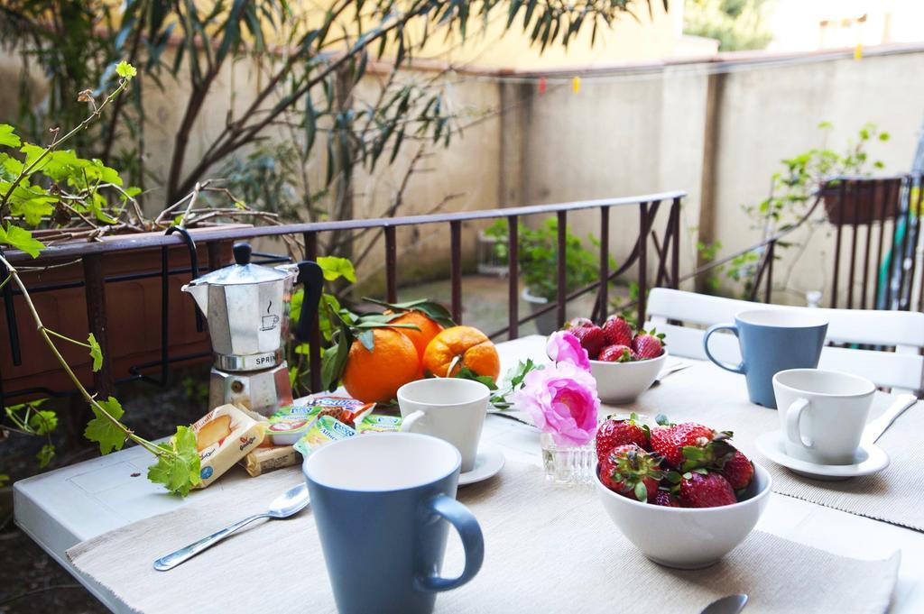 Appartamento Con Giardino Florenz Zimmer foto